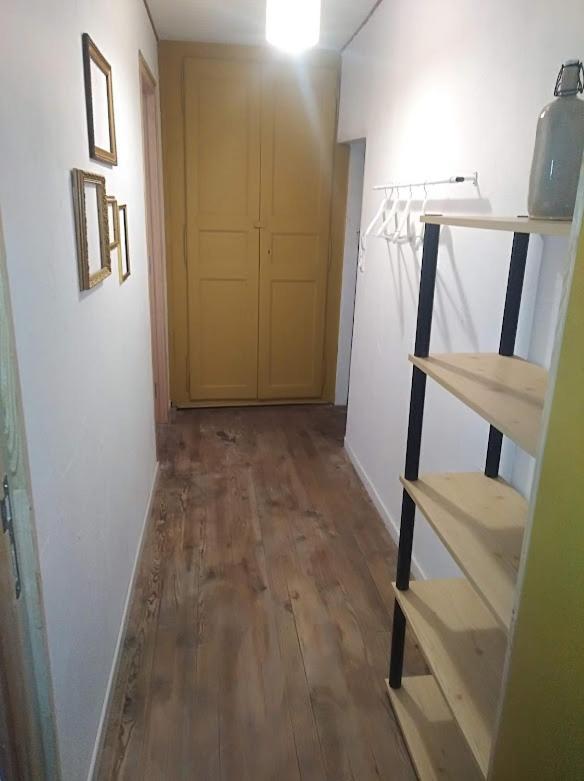 Appartement Cozy Dans Maison Privee Tauves Eksteriør billede